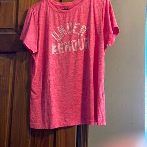 Under Armour tshirt